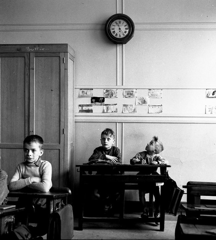 Robert Doisneau: Le cadran scolaire, Paris 1956 