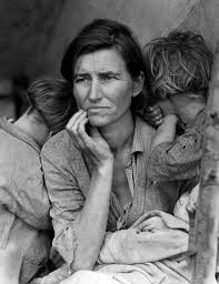 © Dorothea Lange: Migrant Mother, Destitute pea pickers in California. Mother of seven children. Age thirty-two. Nipomo, California, 1936