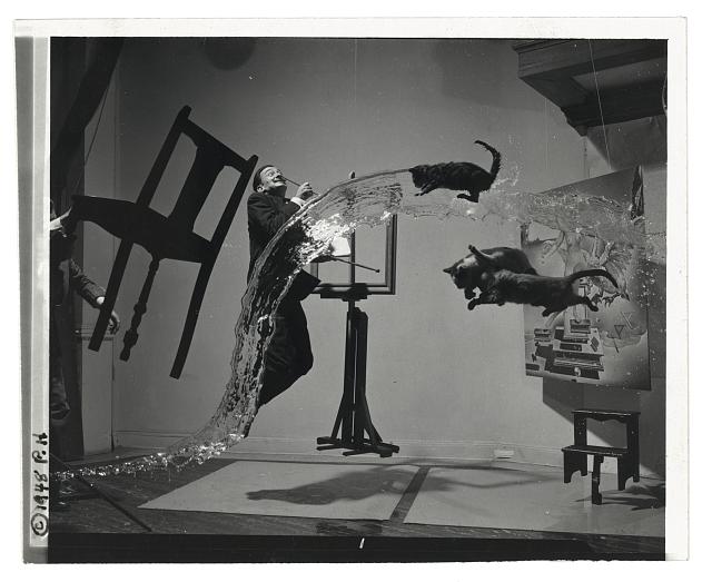 ©Philippe Halsman Dalí Atomicus, 1948, onbewerkte versie