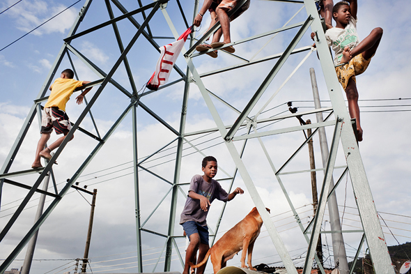 © Frederik Buyckx: Jesus, Make-Up & Football, 2013