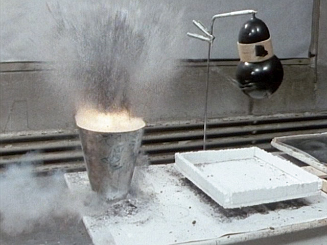 ©Fischli & Weiss: Der Lauf der Dinge, 1987