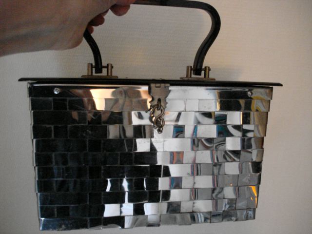 Lo and behold! The Gina Bag